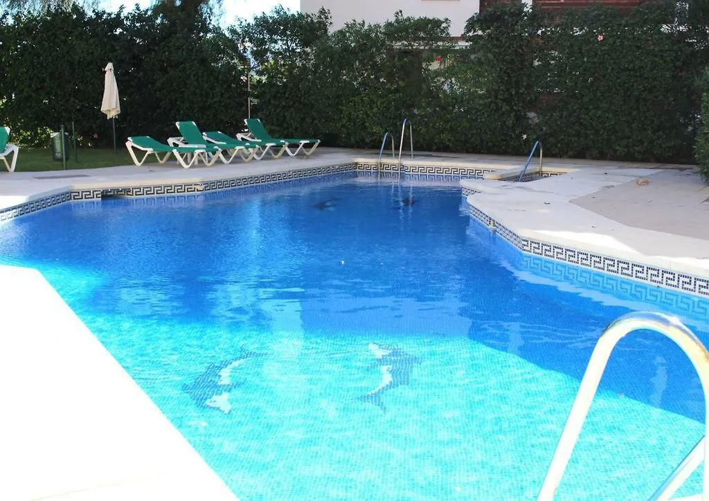 New Apartment Near The Beach & Train Station In Club Playa Flores Torremolinos