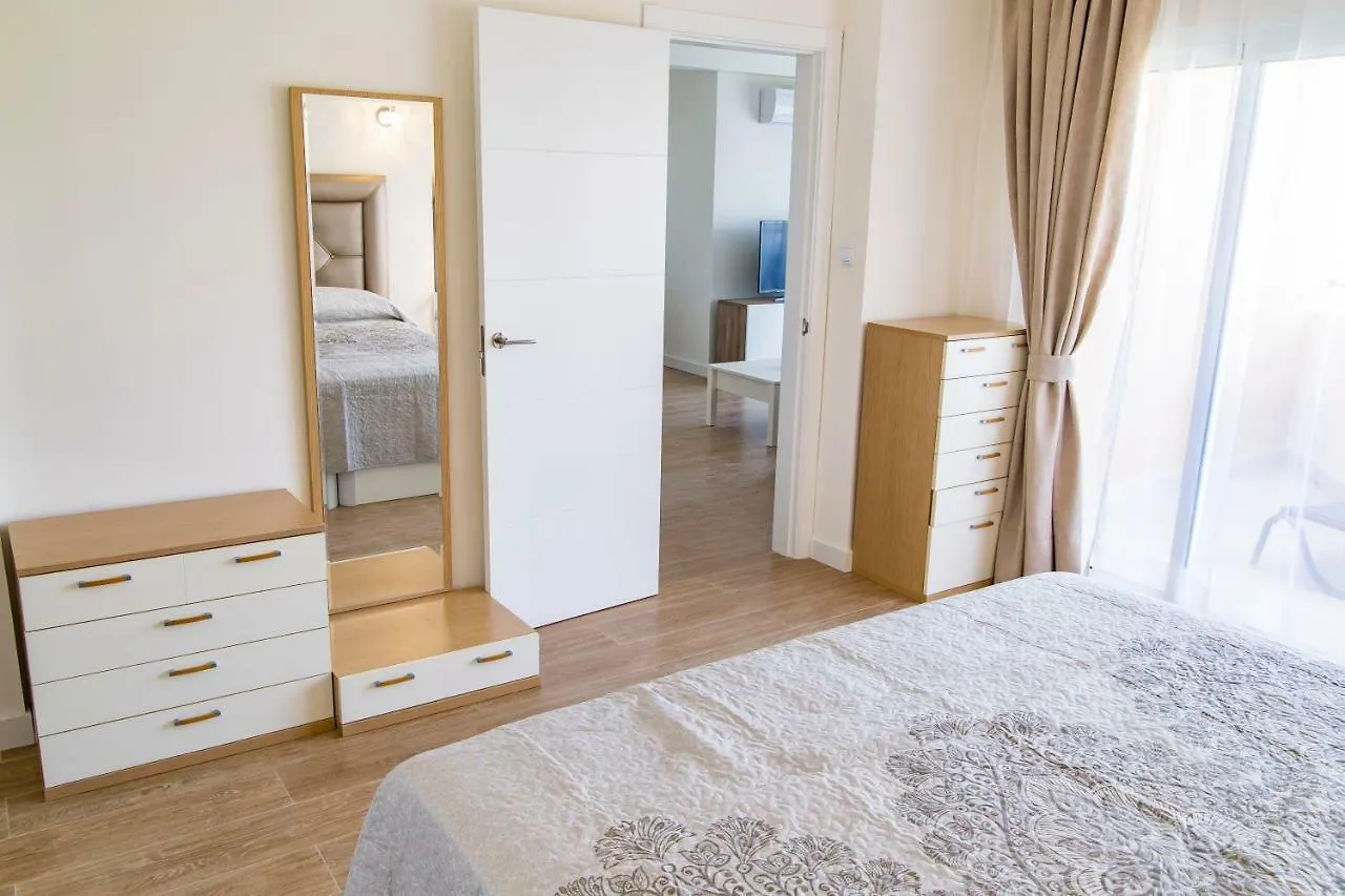 New Apartment Near The Beach & Train Station In Club Playa Flores Torremolinos 0*,